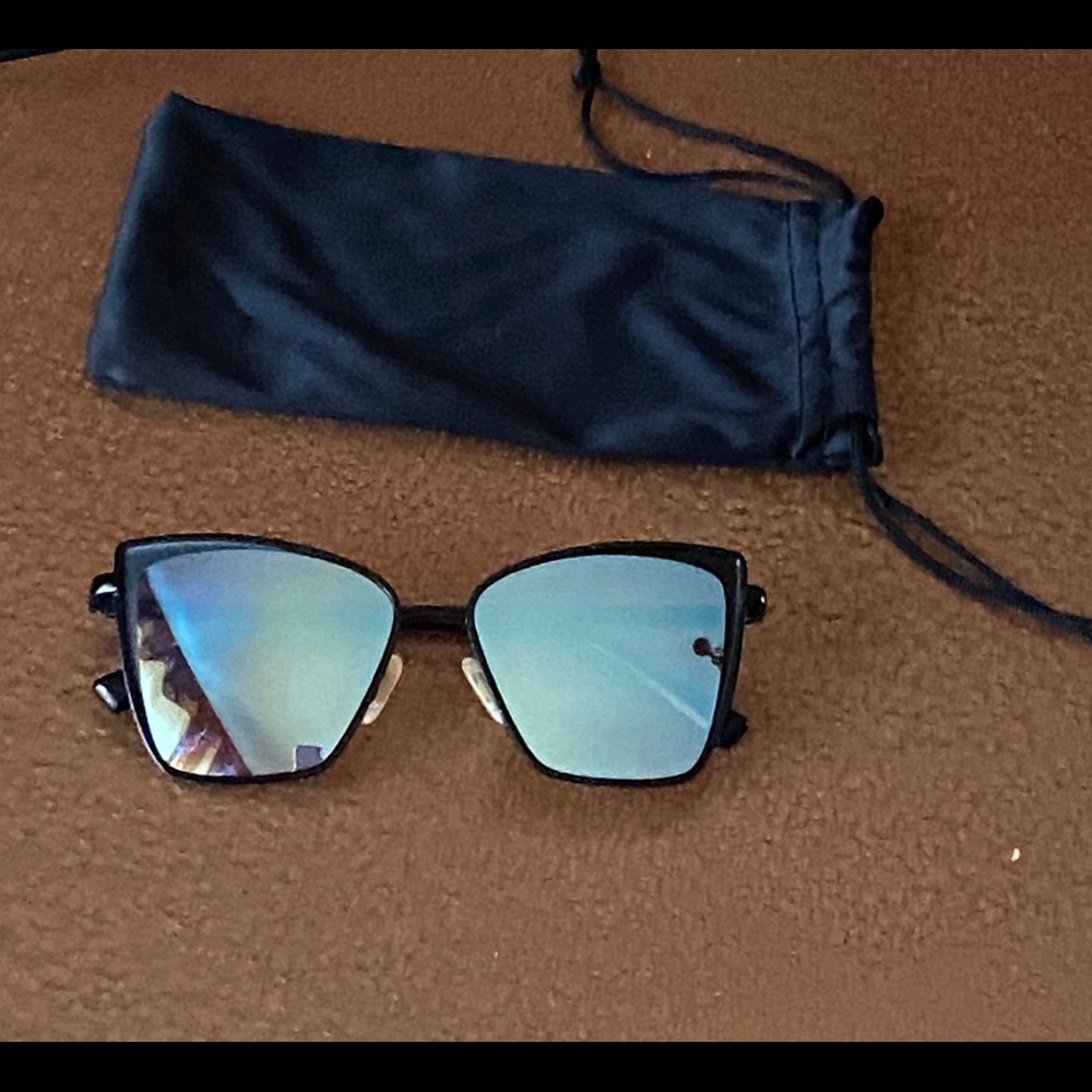 Diff lil Becky sunglasses